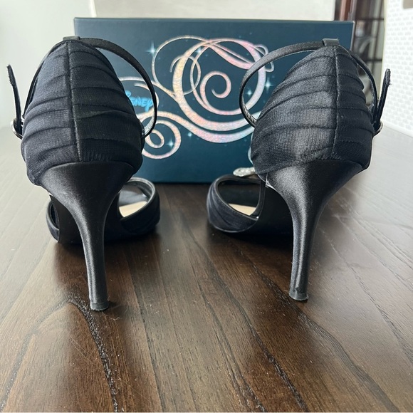 Disney Cinderella Glass Slipper Collection Black Heels - Size 9 - Picture 5 of 9
